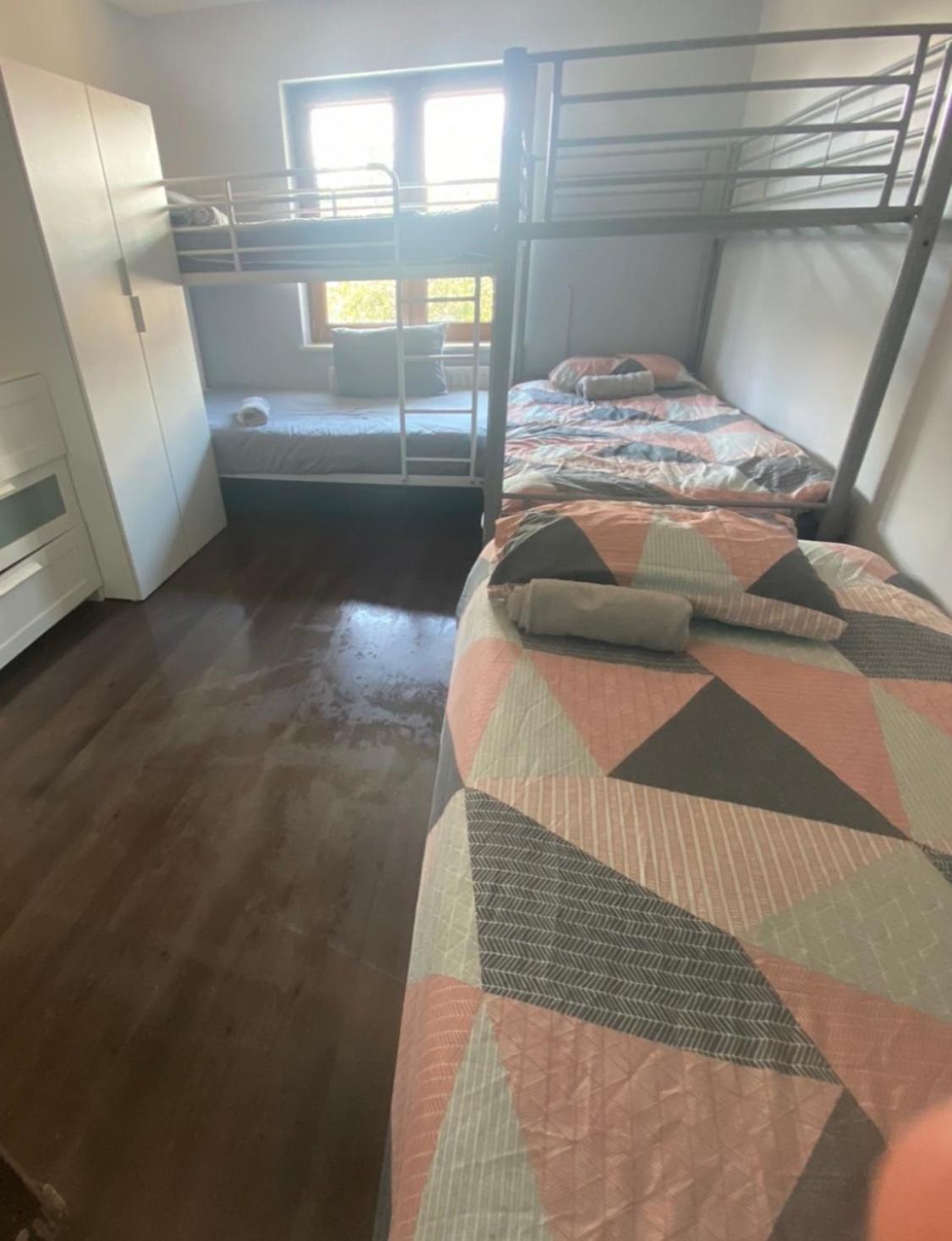 Séjour chez l'habitant Airport Big With Bathroom Outside - Kitchen Only 7 Days Reservation Dublin